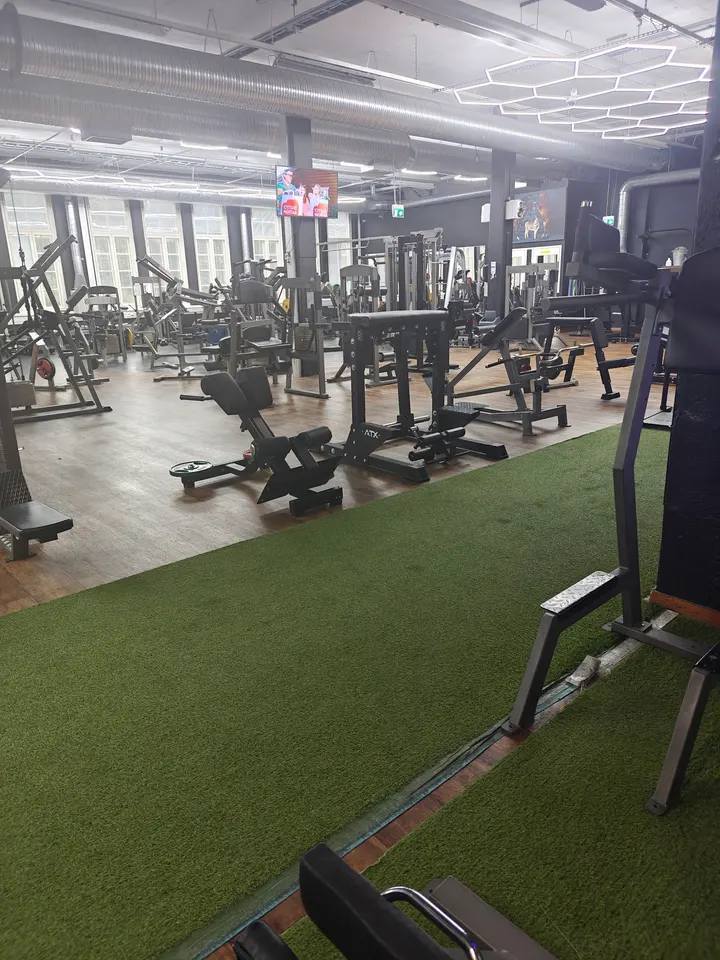 SuperFit — Fitnessstudio – Varaslahti, Jyväskylä