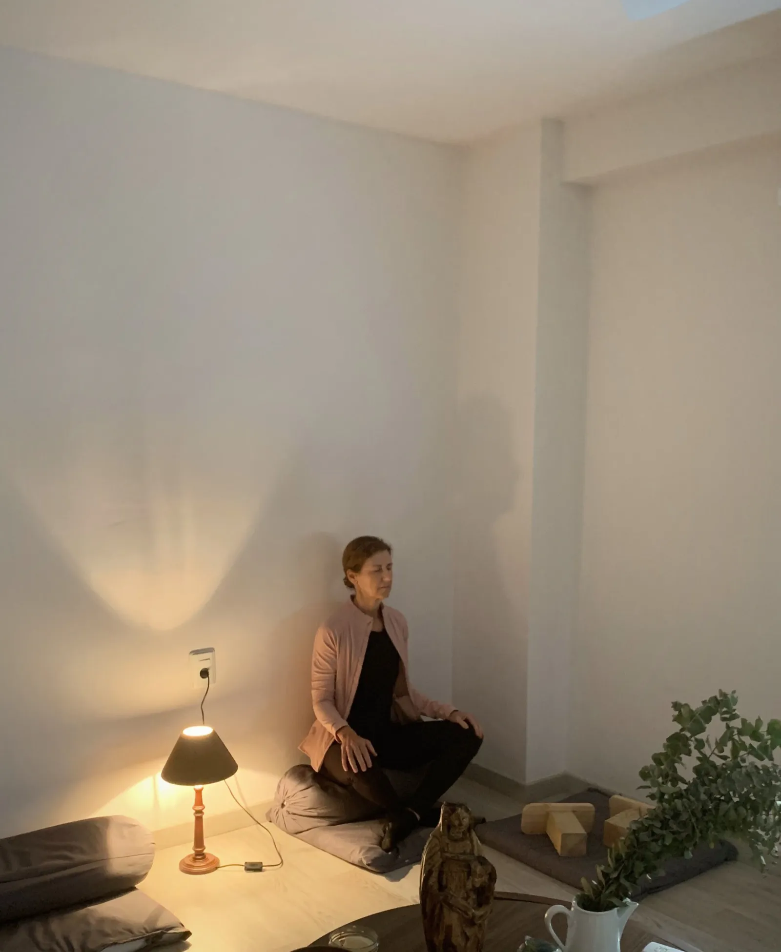Medita Yoga Estudio — yoga-studio en Exposició, Valencia — 3