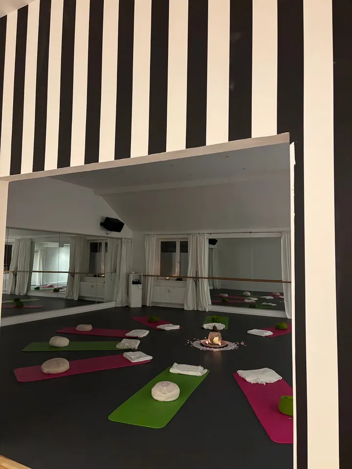 YOGA mit Jana — yoga-studio in Hamburg — 4