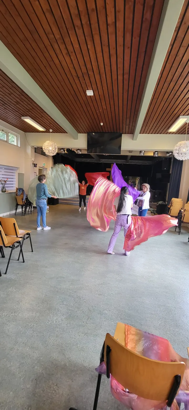 Glowing Worship — dans-studio in Wormerveer — 6