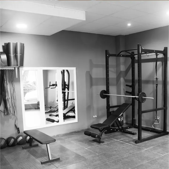 YKJ Fitness and Juice bar — Estudio de fitness en Salto del Agua, Marbella