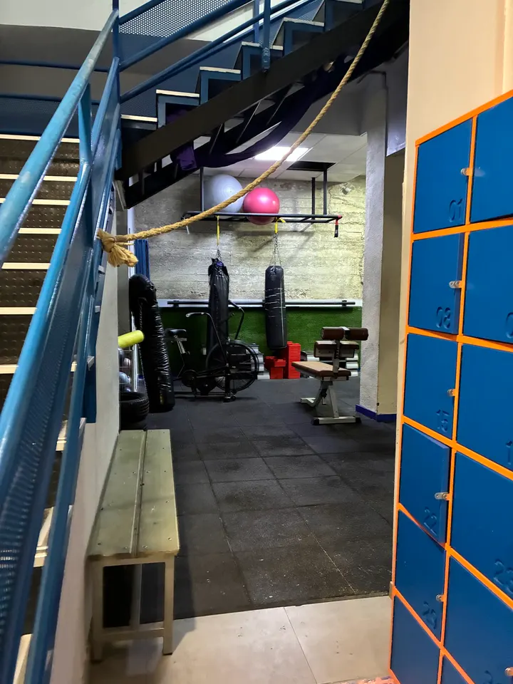 Gimnasio Galaxy — Estudio de fitness en Centro - Sagrario, Granada