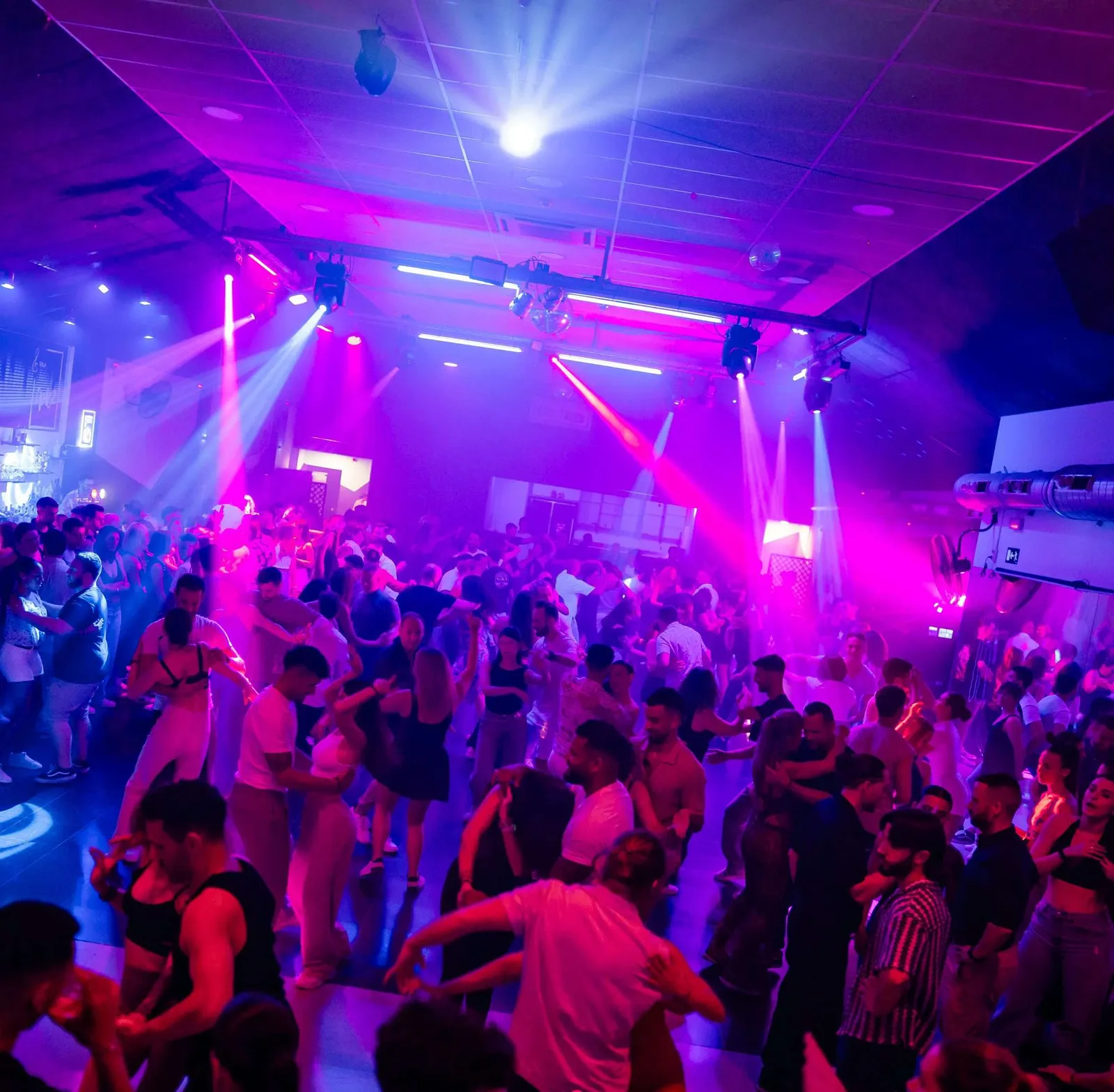 Manisero Dance School — baile-studio i Sabadell — 4