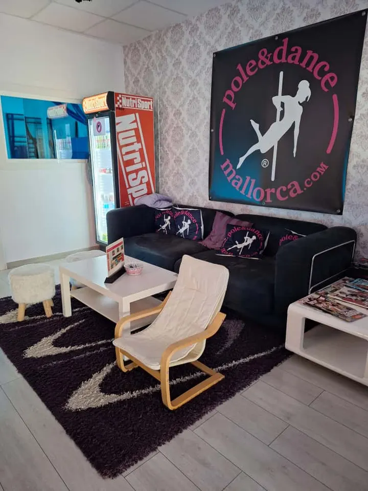 Pole & Dance Mallorca — pole fitness-studio en Palma — 4