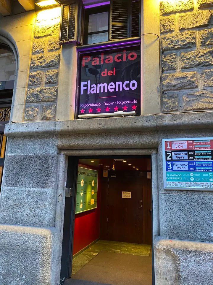 Palacio del Flamenco — baile-studio en l'Eixample, Barcelona — 3