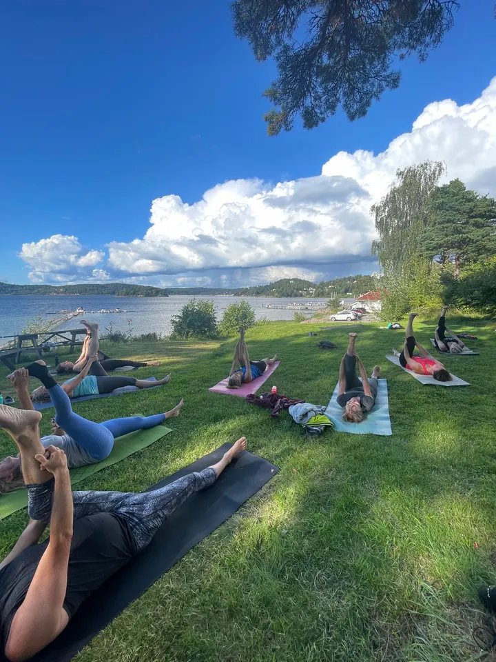 Leela Movement Company AB — yoga-studio i Kärr, Ljungskile — 2