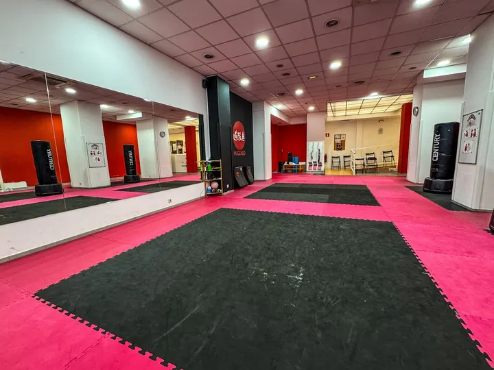 Escuela de Artes Marciales y Defensa Personal - Mugendo Deusto — artes marciales-studio en Bilbao — 4