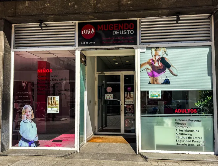 Escuela de Artes Marciales y Defensa Personal - Mugendo Deusto — Artes marciales en San Pedro de Deusto-La Ribera, Bilbao