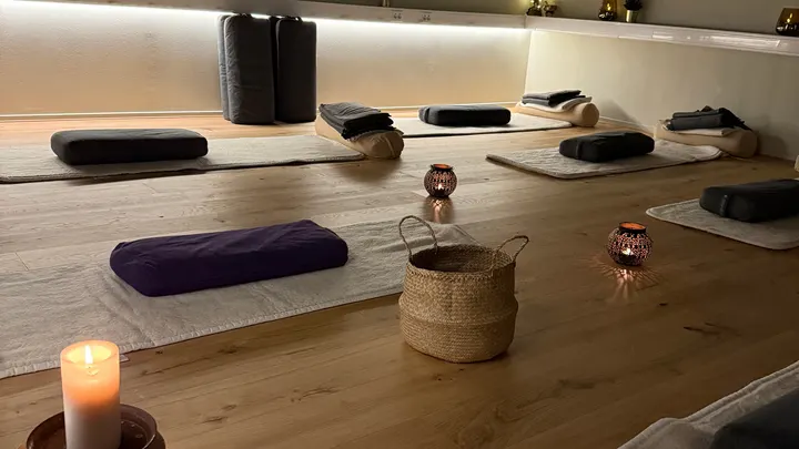 Tyresö Yogacenter - Peaceful Younity — yoga-studio i Bollmora, Tyresö