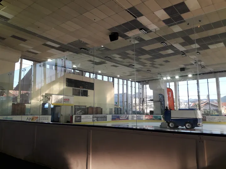 Complexe sportif Jean Bouin — salle de fitness-studio à Carabacel, Nice — 3