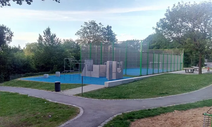 Calisthenics-Parkour Neugereut — calisthenics-studio in Neugereut, Stuttgart — 2