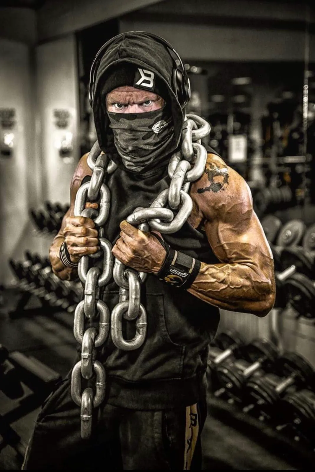 Iron Works Health&Fitness Center 24/7 Öppet för medlemmar dygnet runt! — träningsstudio-studio i Sundsvall — bild 5