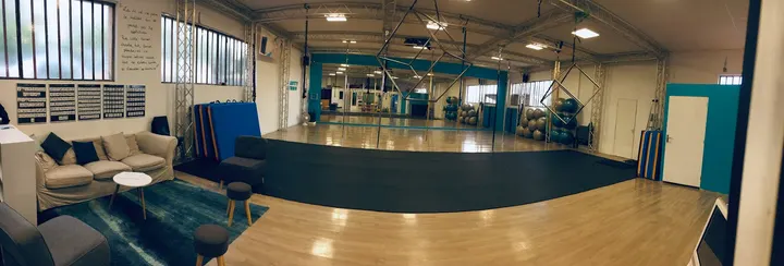 Gravity Pole Dance Studio — pole fitness-studio à Lyon — 3
