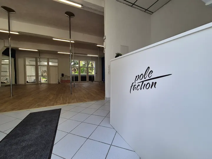 Pole Faction Mannheim — tanz-studio in Mannheim — 3
