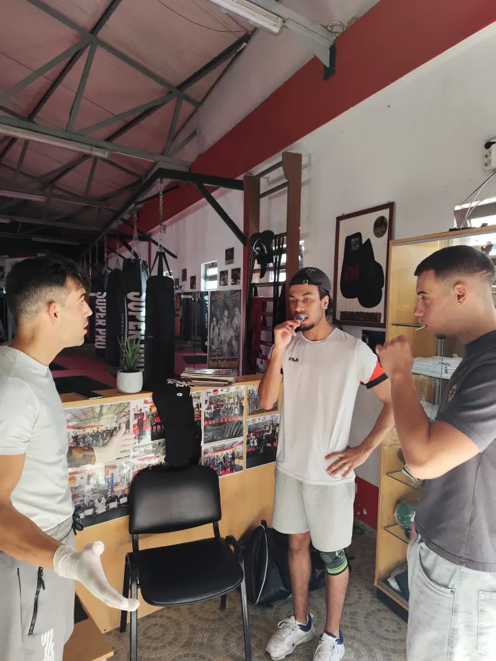 Ginásio KO - SLO (Boxe, Kickboxing & Jiu-Jitsu) — artes marciais-studio em Lisboa — 3