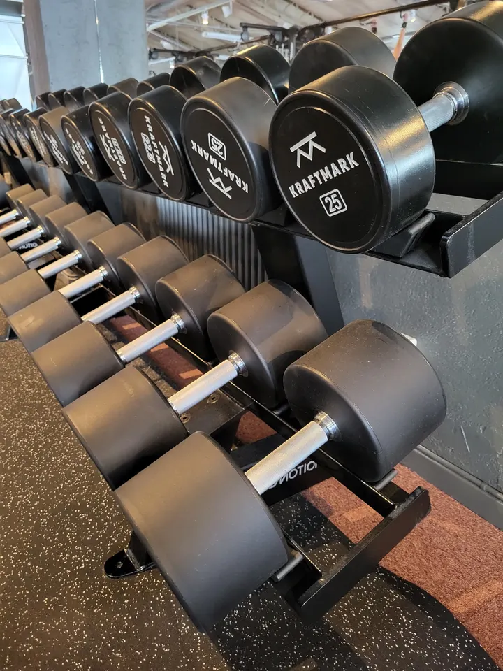 Awesome gym och wellness — träningsstudio i Täppan, Mora — 3