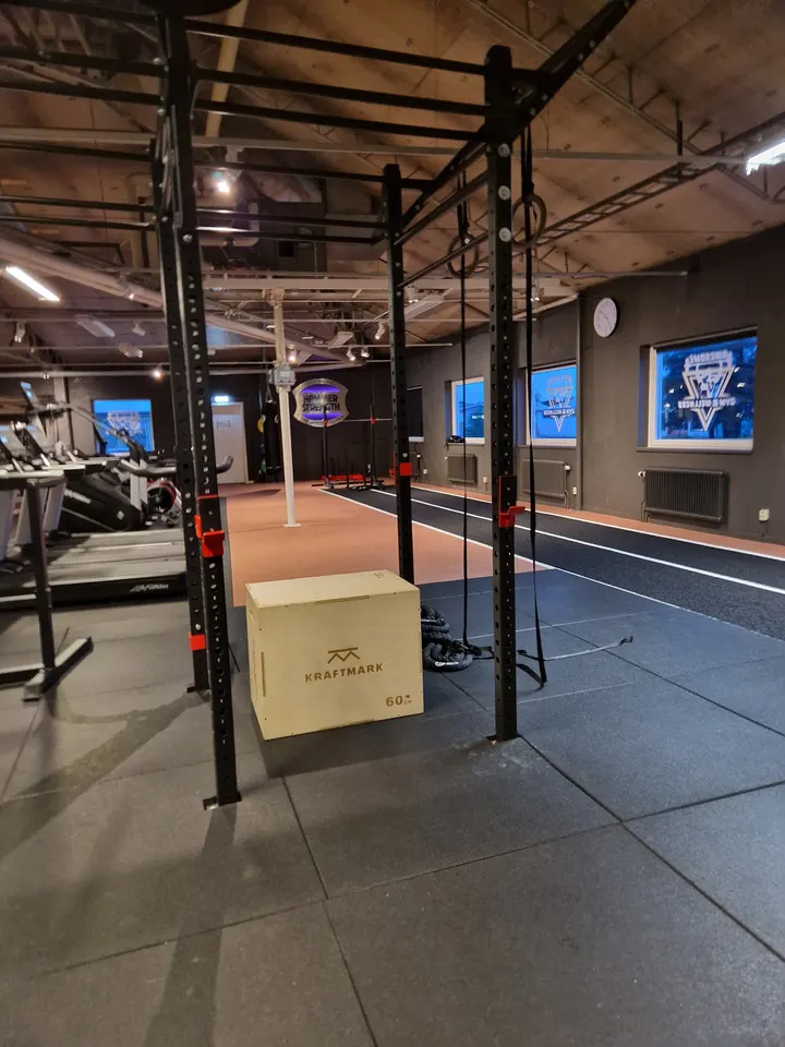 Awesome gym och wellness — träningsstudio i Mora — 3