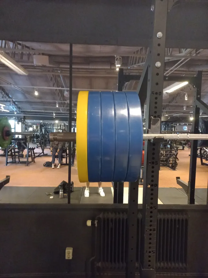 Awesome gym och wellness — Träningsstudio i Täppan, Mora