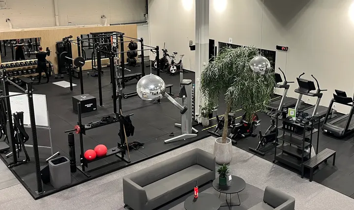 Speed Center Jönköping — fitness studio-studio i Österängen, Jönköping