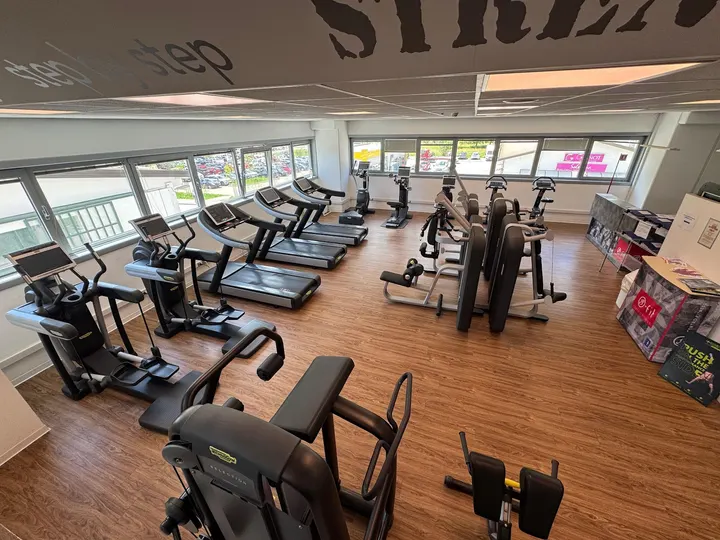 Stra-Fit — palestre-studio a Valcozzena — 2