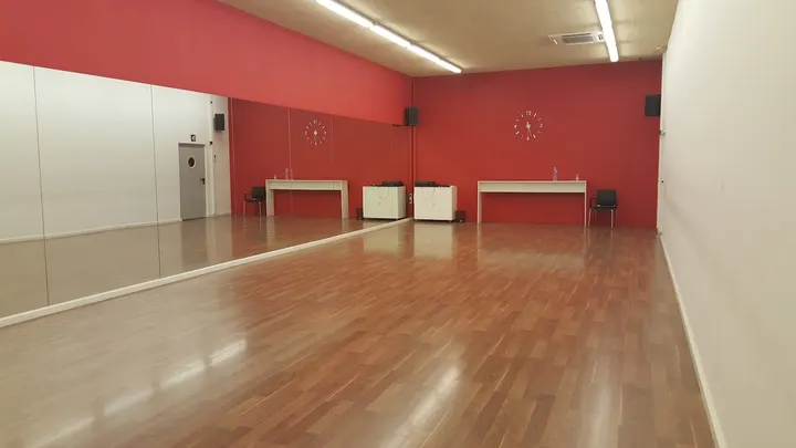 Escuela de Baile Amaball — baile-studio en Lleida — 4