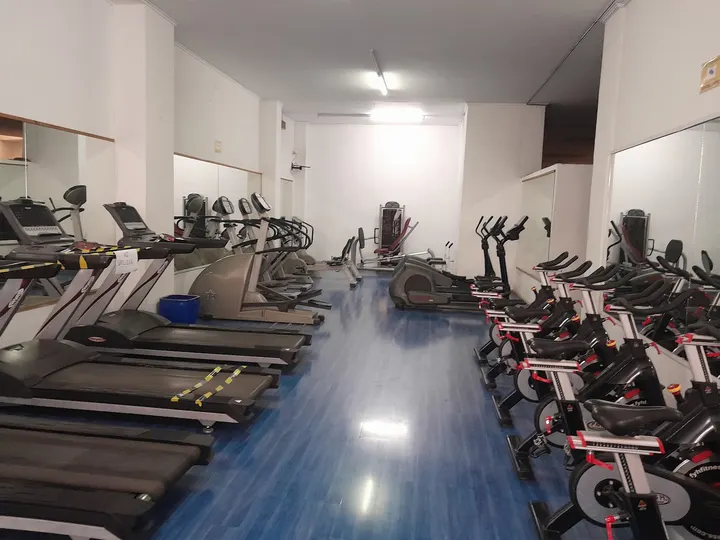 Top Body — Estudio de fitness en Corea, Gandia