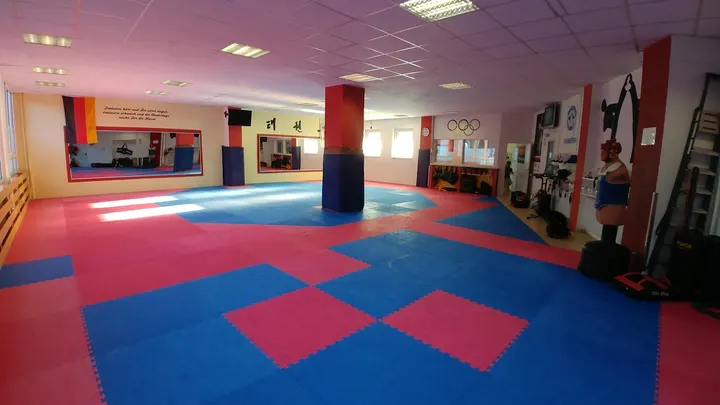 Taekwondo Sportschule Wuppertal TSW — Kampfsport in Gemarkung Barmen, Wuppertal