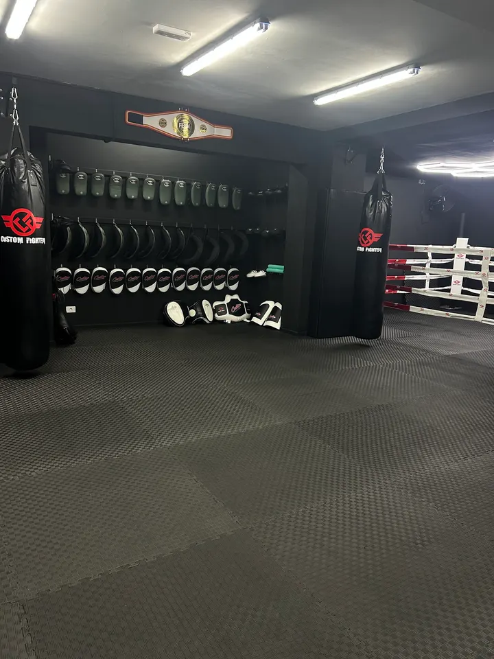 AMK1 | Kickboxing Las Palmas — artes marciales-studio en Las Palmas de Gran Canaria — 4