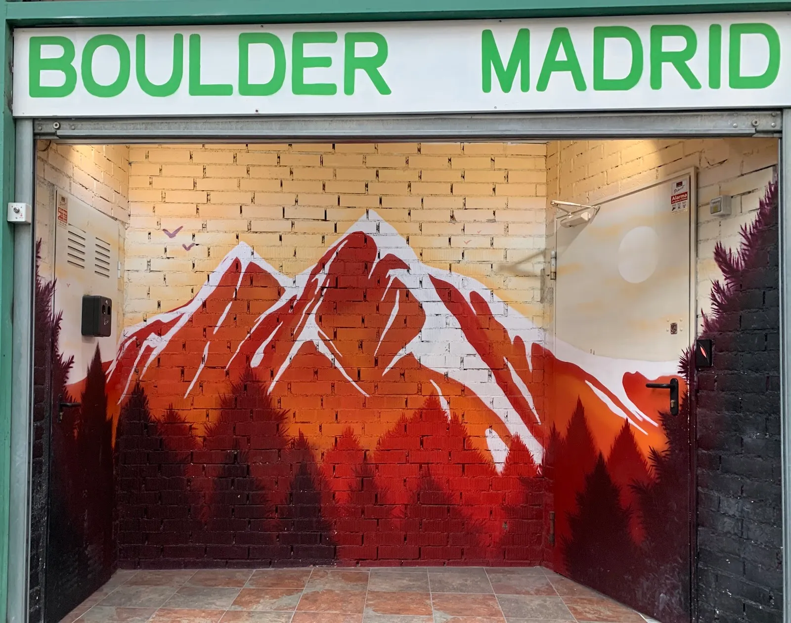 Boulder Madrid - Rocódromo de Escalada en Madrid — escalada-studio en Puente de Vallecas, Madrid — 3