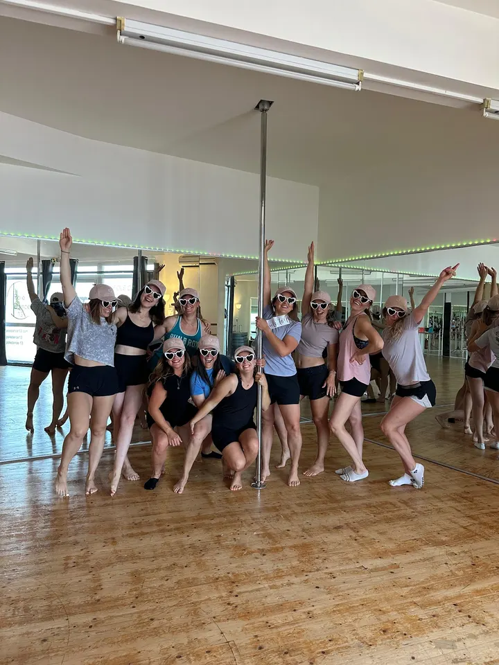 Pole Dance 13 — pole fitness-studio à Aubagne, Marseille — 2