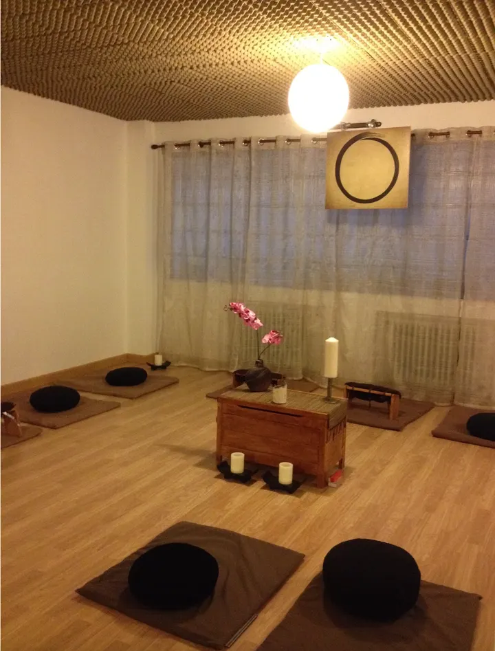 AsturZen — Meditación en El Centro, Gijón