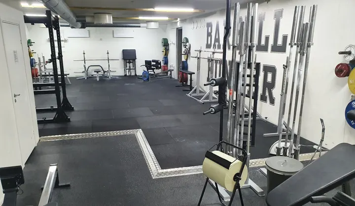 Barbell Bunker — strength-studio i Västra Mark, Växjö