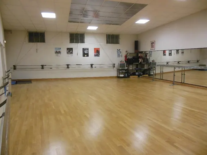 Khoreia — danse-studio à Europe, Tours — 3