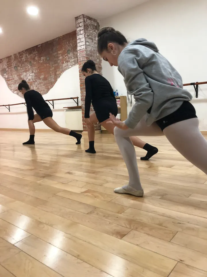 Escola De Dansa Merce Panosa — baile-studio en Calella — 5