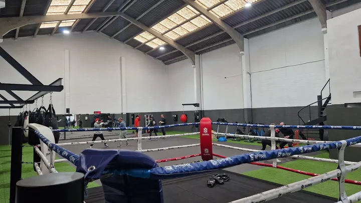 ACADEMIA DE BOXEO BOXCAN — artes marciales-studio en Santander — 5