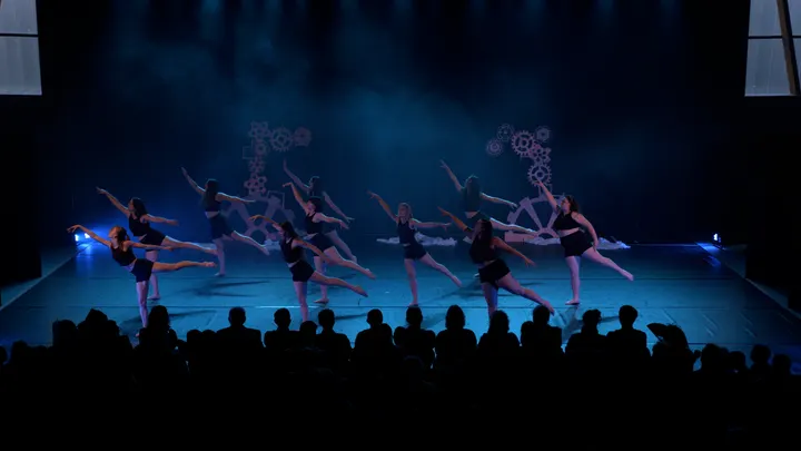 Breuillet Danse et Gymnastique — danse-studio aux Terres Solles, Breuillet — 2