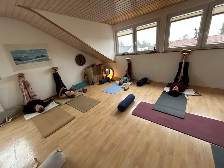 Yoga by karo YoKa: Yin-und Hatha — yoga-studio in Pfuhl, Neu-Ulm — 3