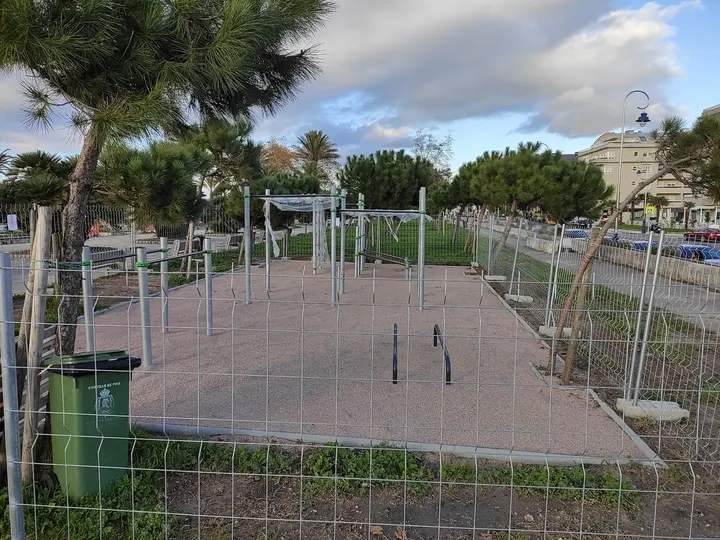 Área Calistenia de Samil — entrenamiento funcional-studio en Samil, Vigo — 3