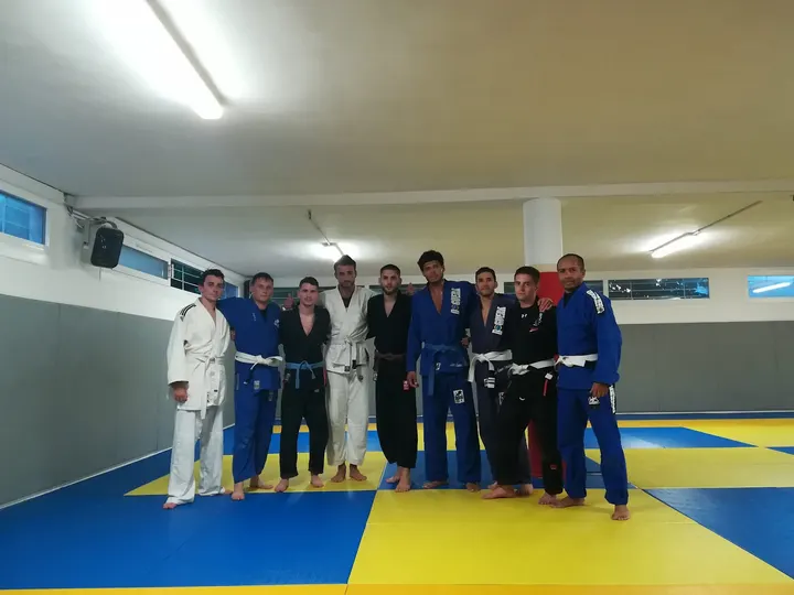 JJB Toulon | Jiu Jitsu Brésilien | Team BTR — JJB à Le Pont du Las, Toulon