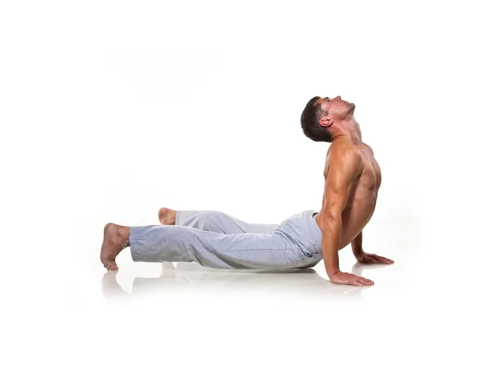 Yosoki Yoga Sofrologia Reiki Meditacion Iñaki Iriondo — yoga-studio en Bilbao — 4