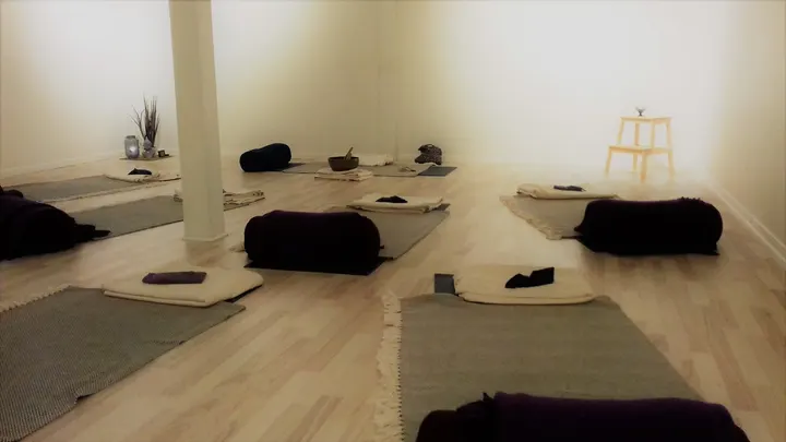 Shanti Ma Yoga — Yoga i Himmelev, Roskilde