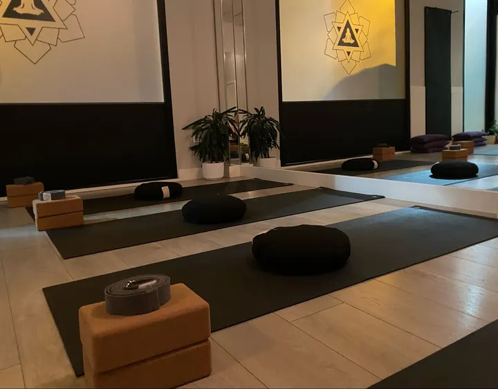 Anahata Academy — yoga-studio en Madrid — 3