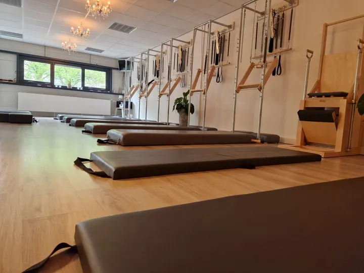 Pilates Club Alphen aan den Rijn — Pilates in Hoorn, Alphen aan den Rijn