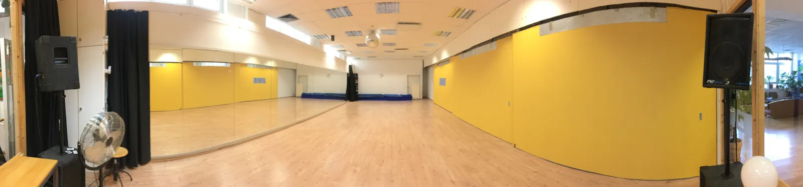 zoukseed @ Dance & Fight Club — dans-studio i München — 3