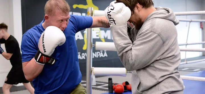Nyrkkeilyakatemia Järvenpää Ry — strength-studio i Terhola, Järvenpää