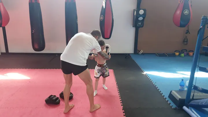 Centro Deportivo Chito García — kickboxing-studio en Ascoy — 3