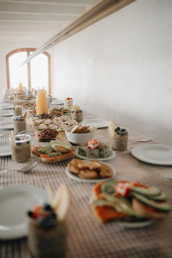 The Art Of Living In Bms Store Training & Events — yoga-studio en Badalona — 3