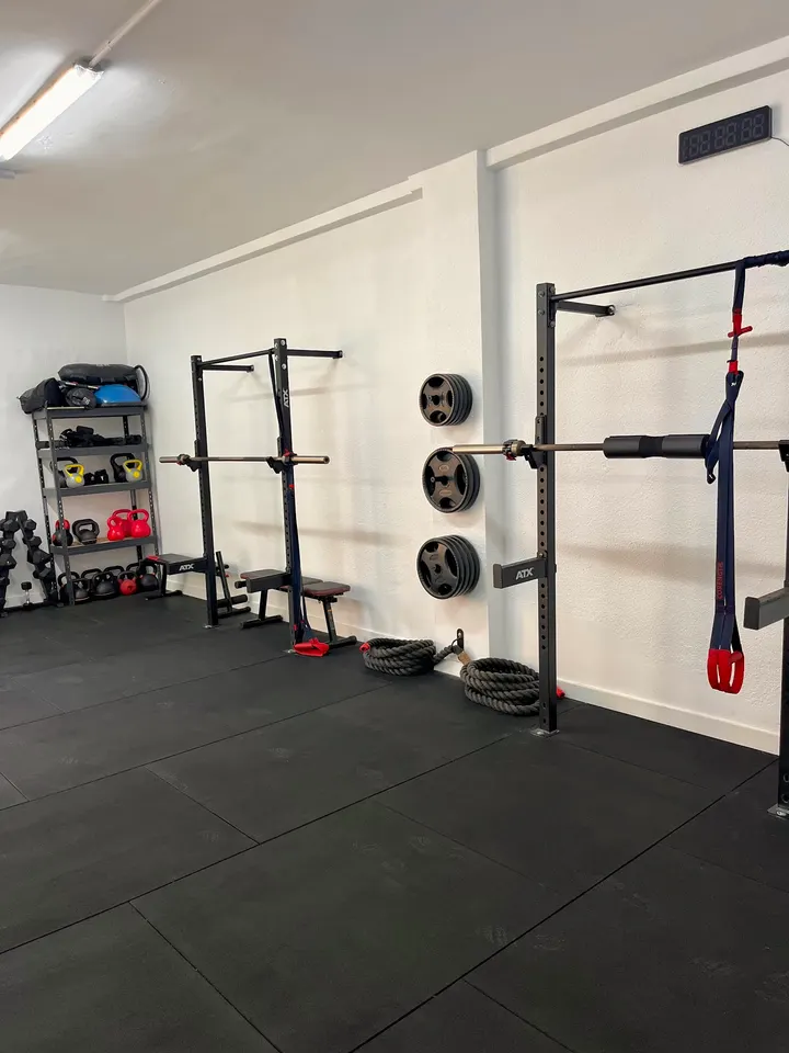 ACLE Centro de Entrenamiento — entrenamiento personal-studio en El Zapillo, Almería — 3