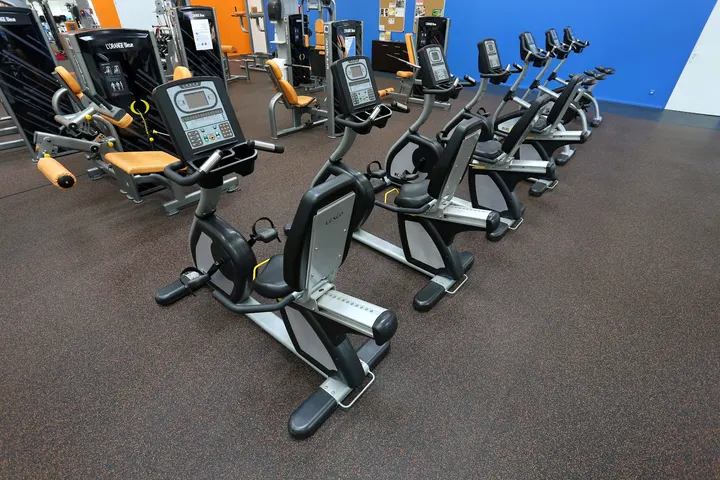 Power Fitness Dardilly — salle de fitness-studio à Lyon — 5