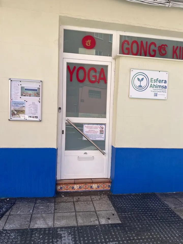Asociación Nam Yoga Kundalini León — yoga-studio en San Lorenzo - La Palomera - San Mamés, León — 3